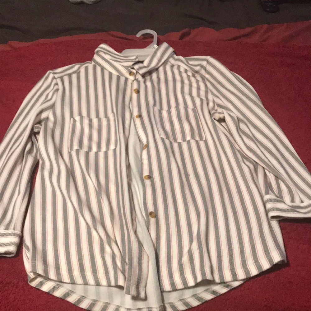 Women bottom down shirt